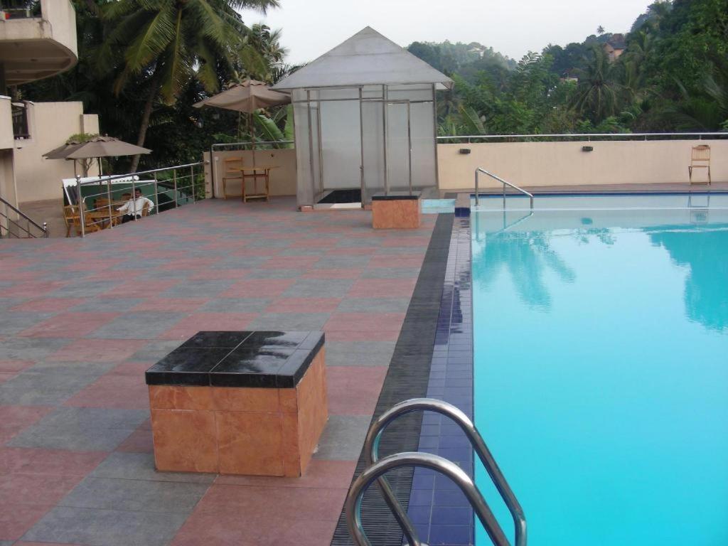 קנדי Devon Hotel מראה חיצוני תמונה