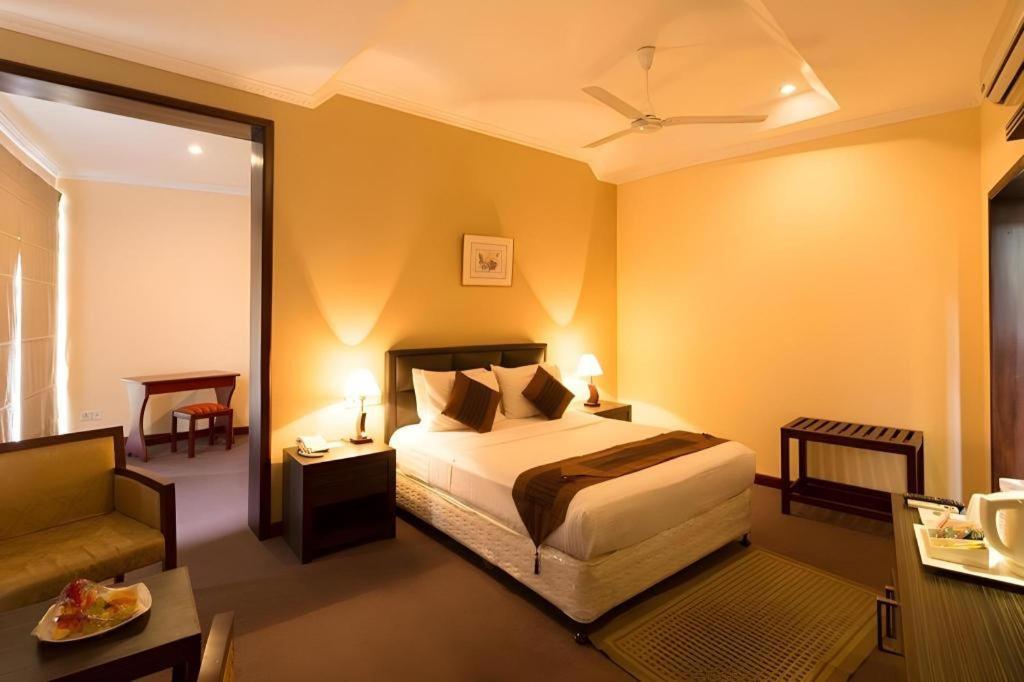 קנדי Devon Hotel מראה חיצוני תמונה