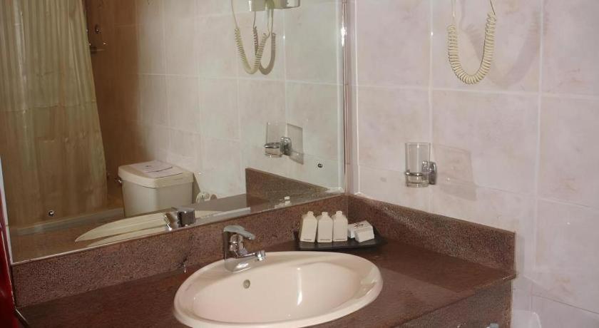 קנדי Devon Hotel מראה חיצוני תמונה